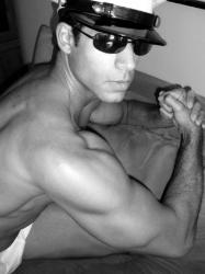 Online Male Exotic Entertainers / Erotic Private Strippers - Bachelorette Dancers