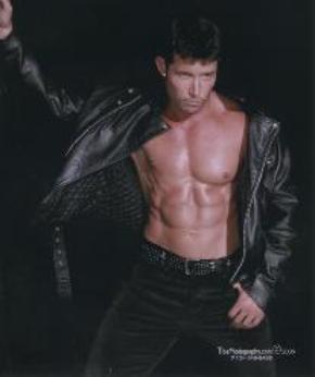 Online Male Exotic Entertainers / Erotic Private Strippers - Bachelorette Dancers